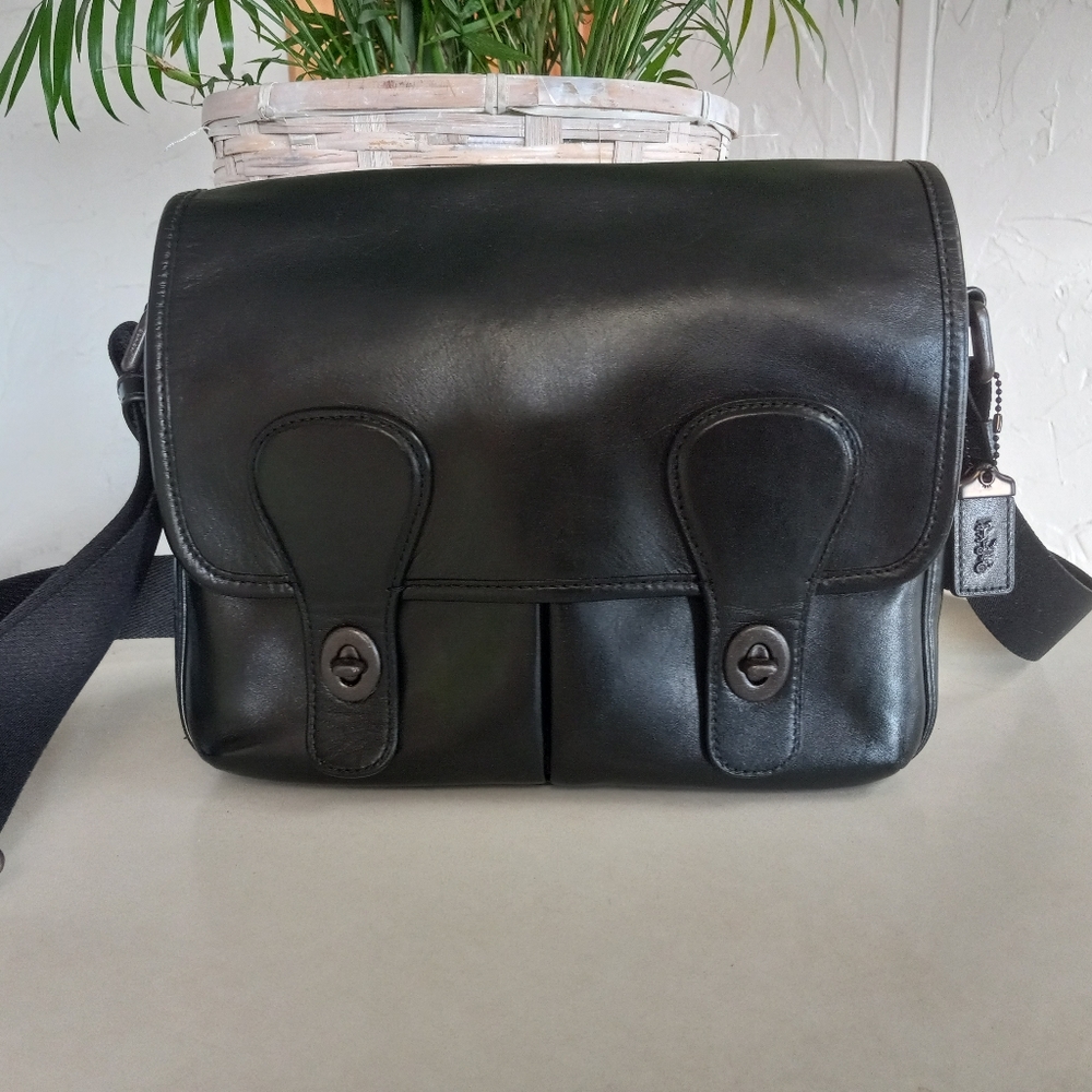 Coach Heritage Map Bag in Black Leather - Picture 3 of 14
